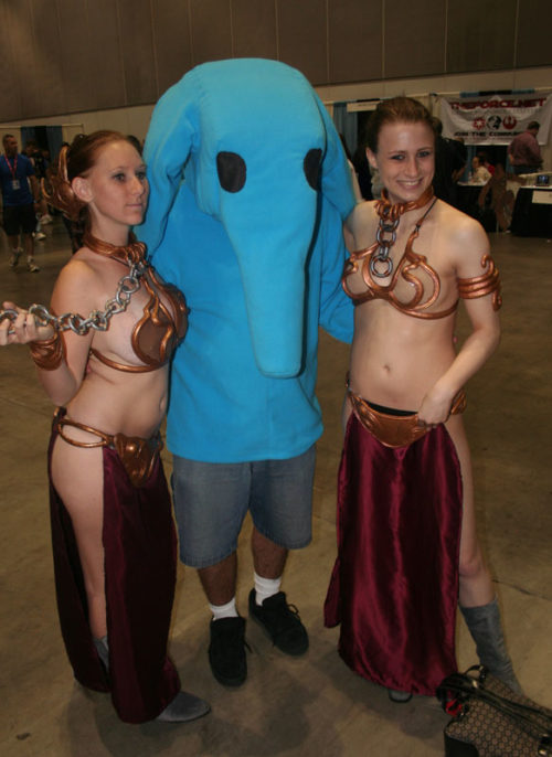 Slave Leais and Max Rebo at Star Wars Celebration V