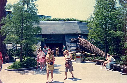 Endor Vendors exterior at Star Tours