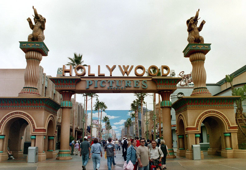 disney-california-adventure-park-hollywood-_-backl