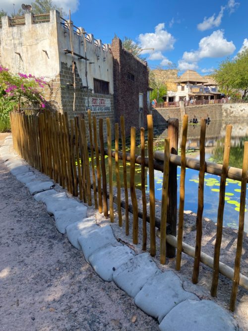 Fake sandbags in Harambe along the Discovery River