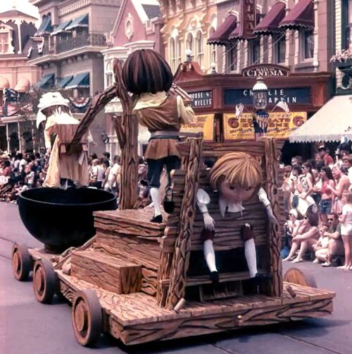 The cucking stool parade float from America on Parade